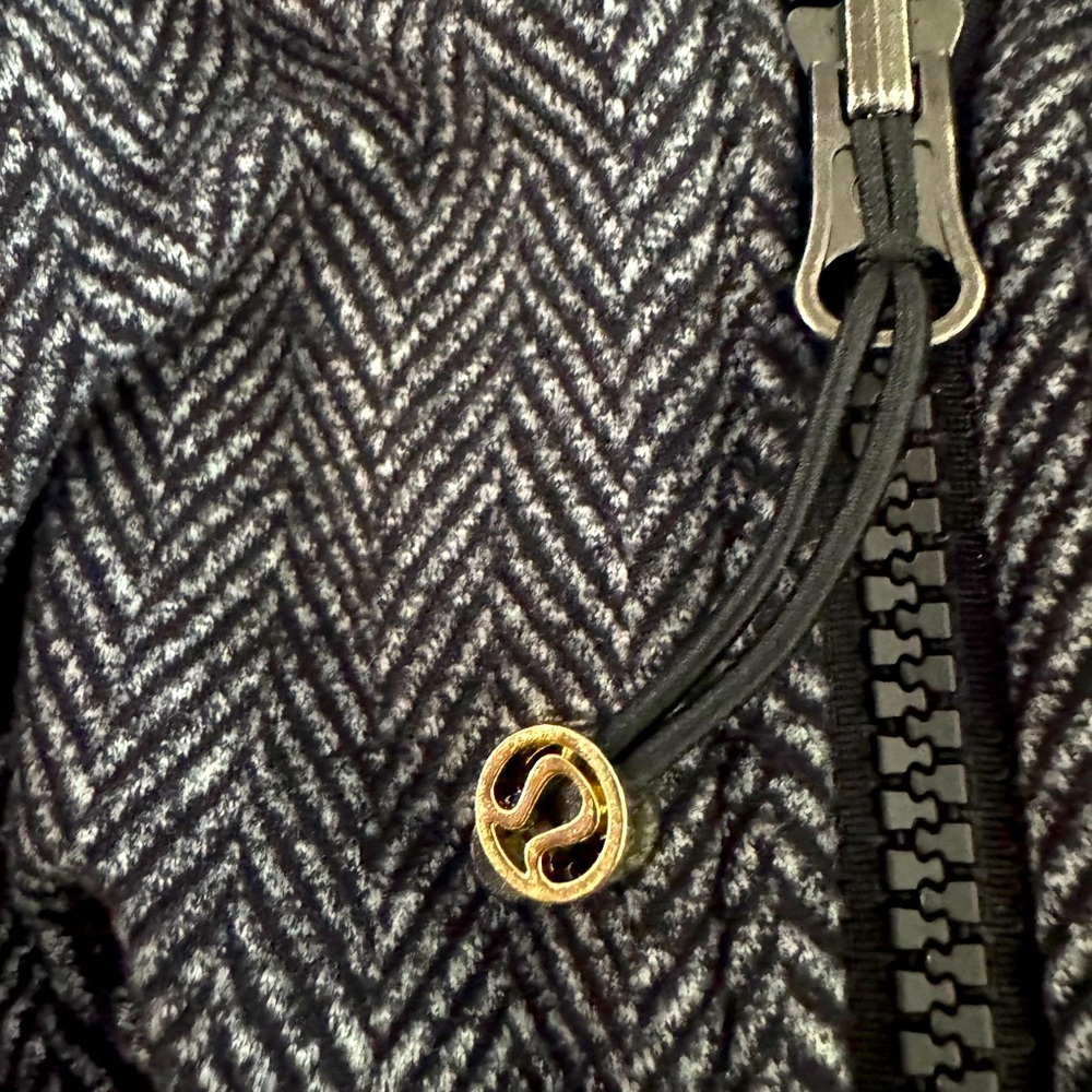 Lululemon Fleece Lined Herringbone Jacket/Coat sz 4